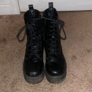 combat boots